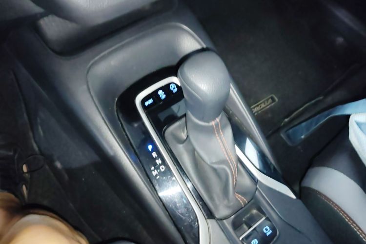 Toyota Corolla 2023 car image #18