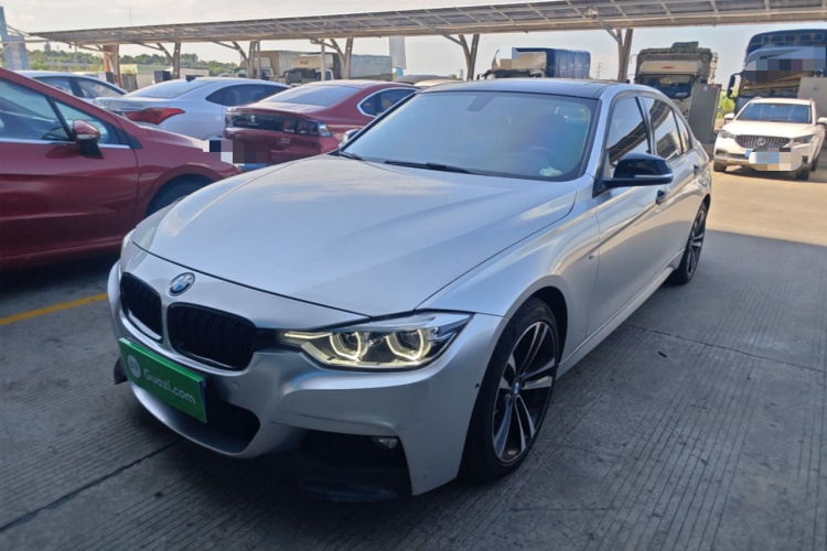 BMW 3 Series 2019 car image #2