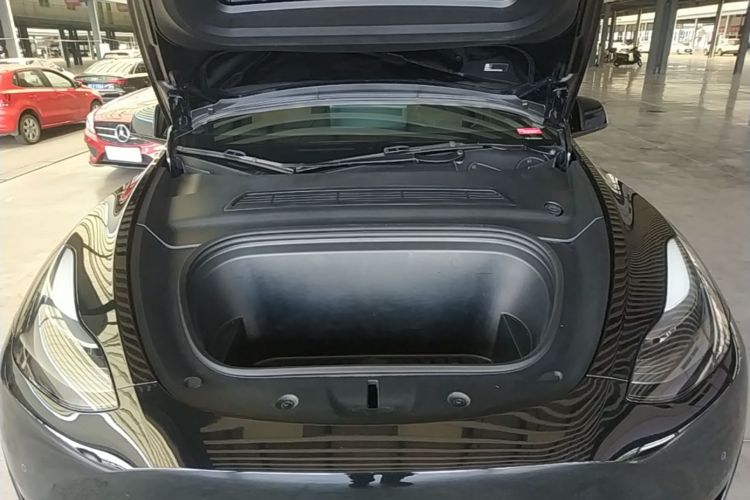 Tesla Model Y 2023 #20 Tesla Model Y 2023 car image #20