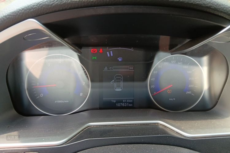 GEELY Emgrand 2016 #13 GEELY Emgrand 2016 car image #13