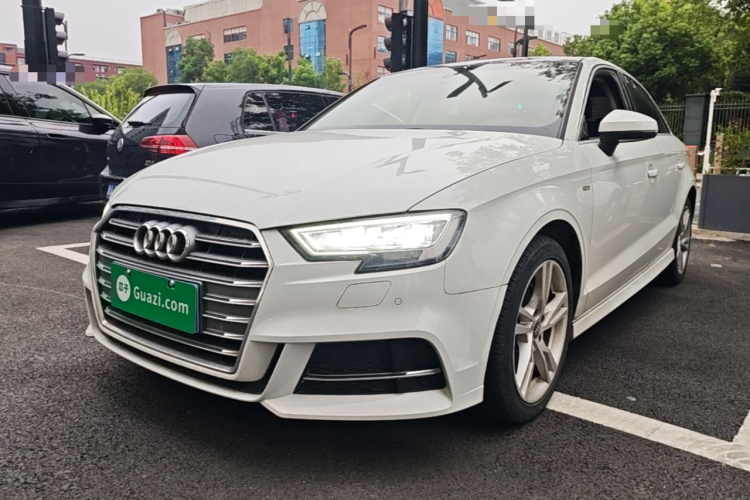 Audi A3 2020 car image #2