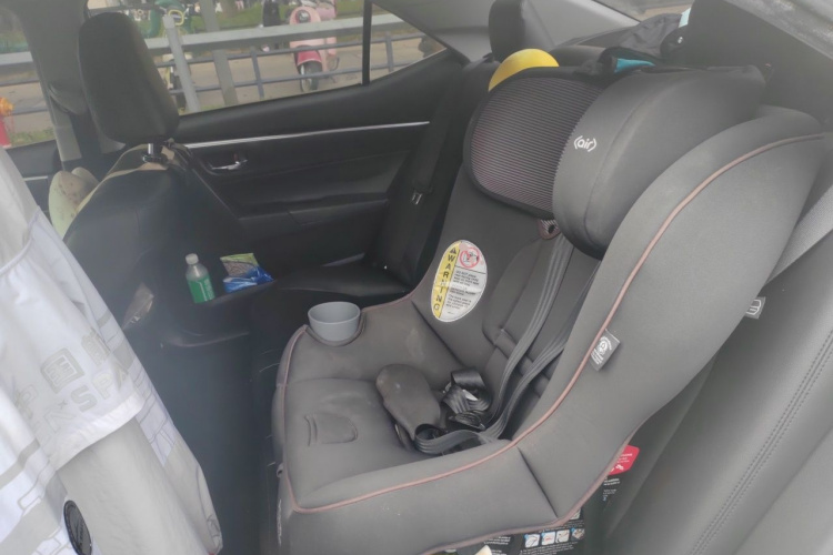 Toyota Corolla 2017 #14 Toyota Corolla 2017 car image #14