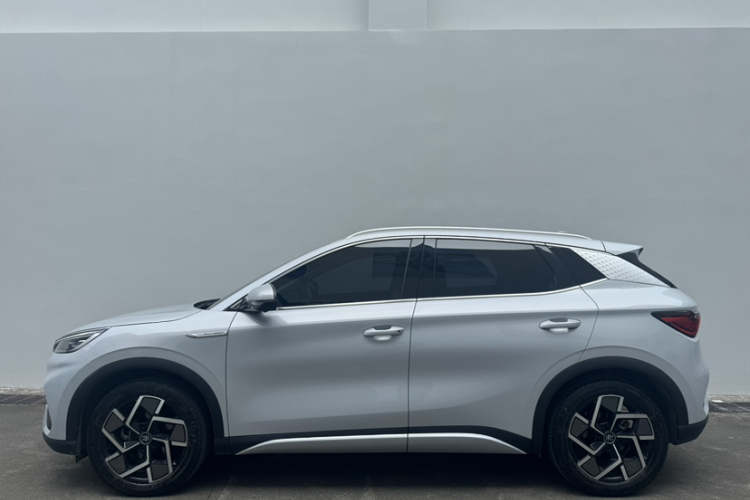 BYD Yuan Plus 2023 car image #6