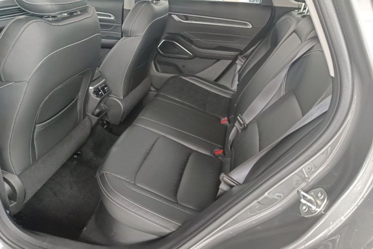GEELY Emgrand 2023 #17 GEELY Emgrand 2023 car image #17