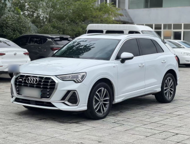 Audi Q3 2021 car image 