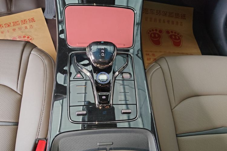 BYD Han 2024 #16 BYD Han 2024 صورة سيارة #16