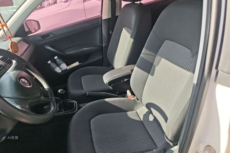 Volkswagen Santana 2017 car image #17