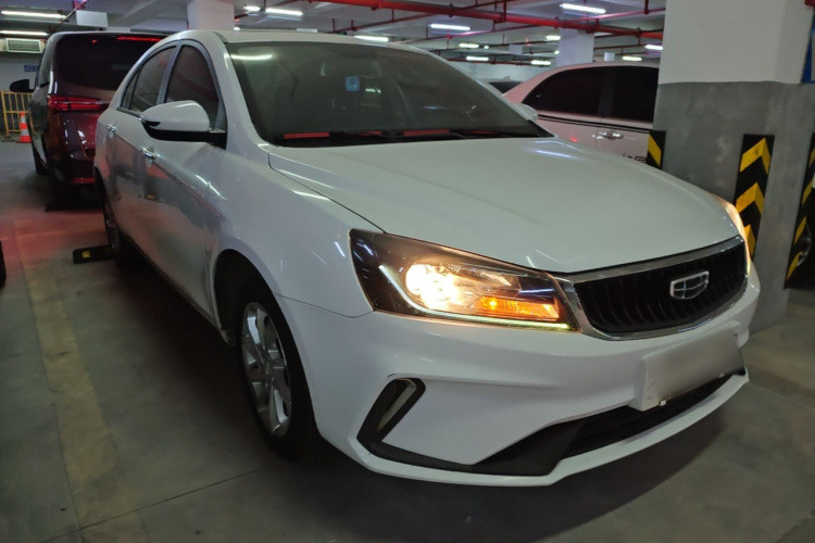 GEELY Emgrand 2021 #4 GEELY Emgrand 2021 car image #4