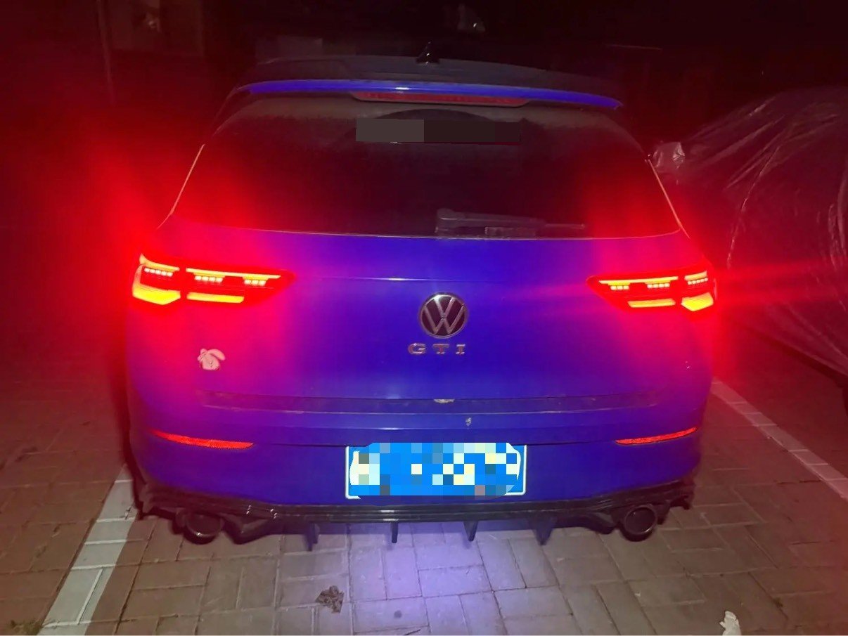 Volkswagen GolfGTI 2023 immagine di auto #5