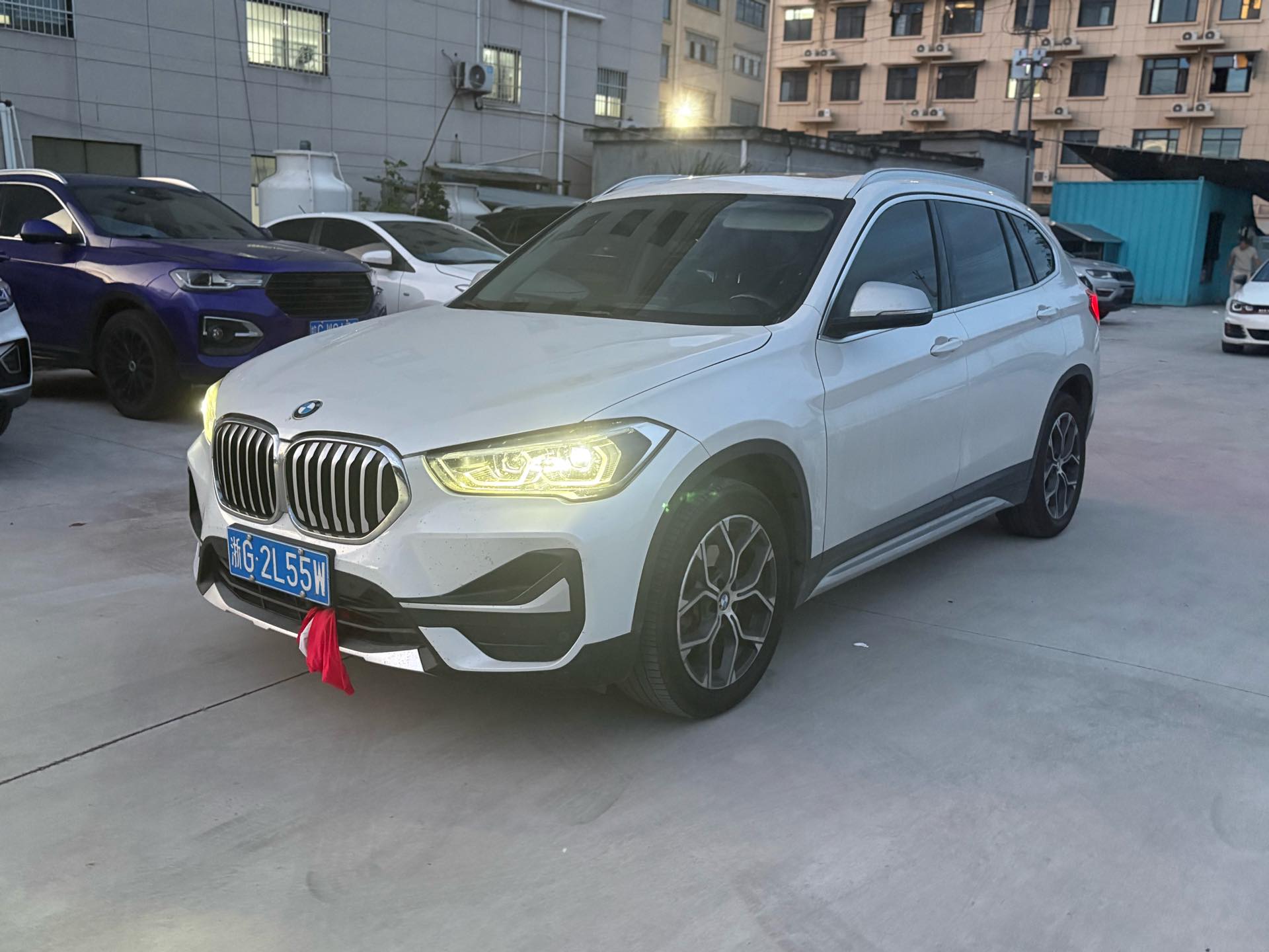 BMW X1 2021 car image 