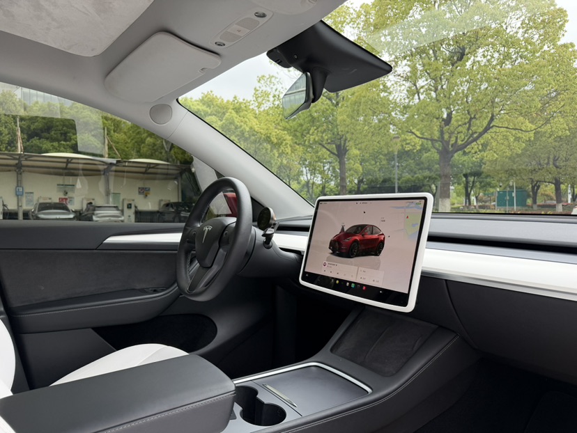Tesla Model Y 2023 #6 Tesla Model Y 2023 immagine di auto #6