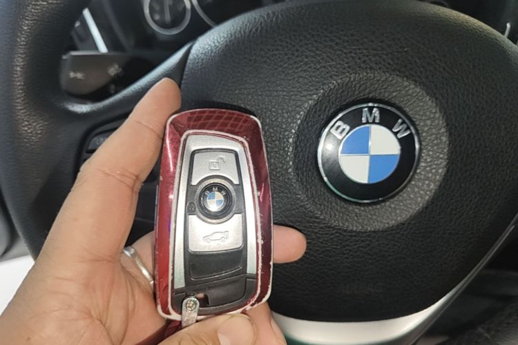 BMW 3 Series 2017 #9 BMW 3 Series 2017 immagine di auto #9