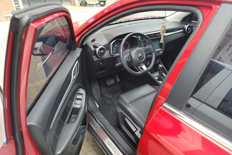 MG ZS 2017 изображение автомобиля #16