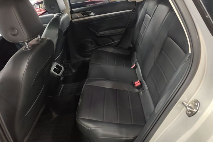 Volkswagen Lavida 2019 #17 Volkswagen Lavida 2019 صورة سيارة #17