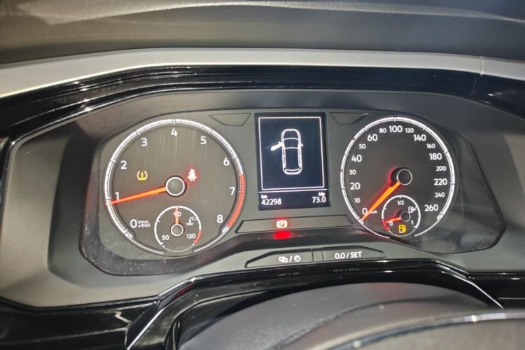 Volkswagen Polo 2021 car image #12
