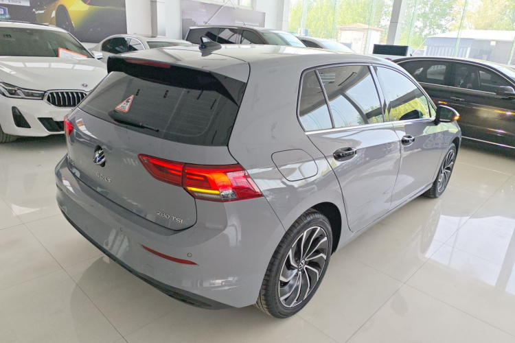 Volkswagen Golf 2021 imagem de carro #7