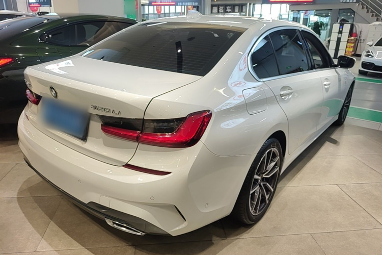 BMW 3 Series 2021 #5 BMW 3 Series 2021 immagine di auto #5