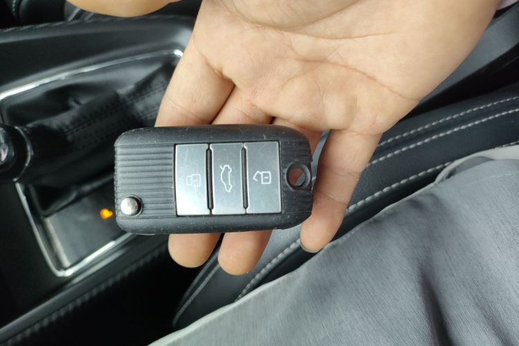 MG ZS 2017 imagen de coche #9