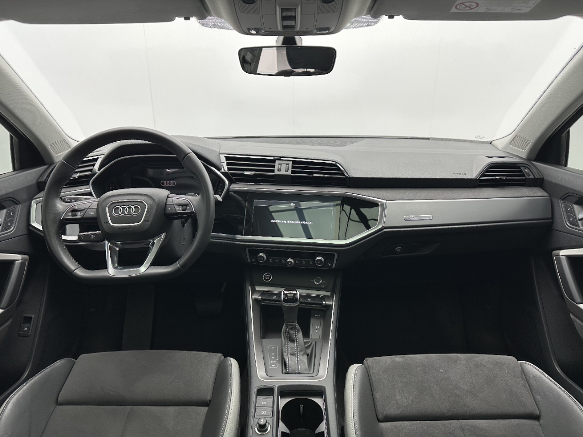 Audi Q3 2022 #6 Audi Q3 2022 car image #6