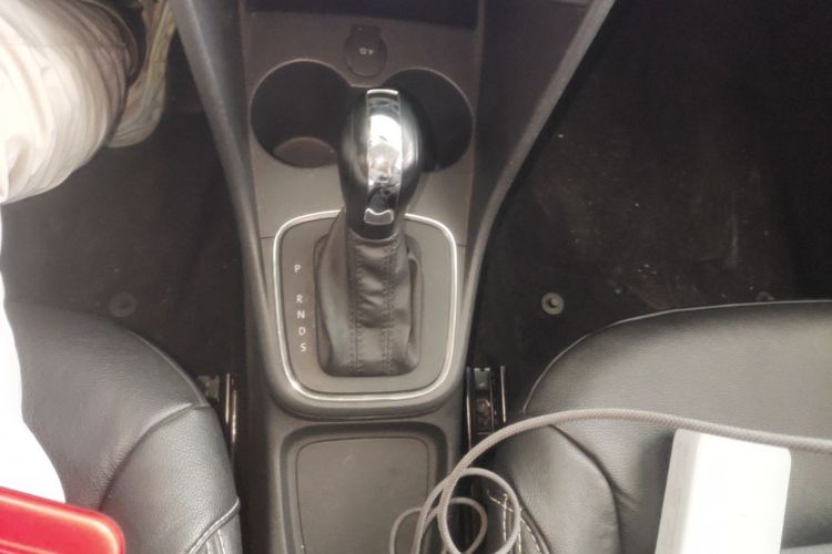Volkswagen Polo 2017 #14 Volkswagen Polo 2017 car image #14