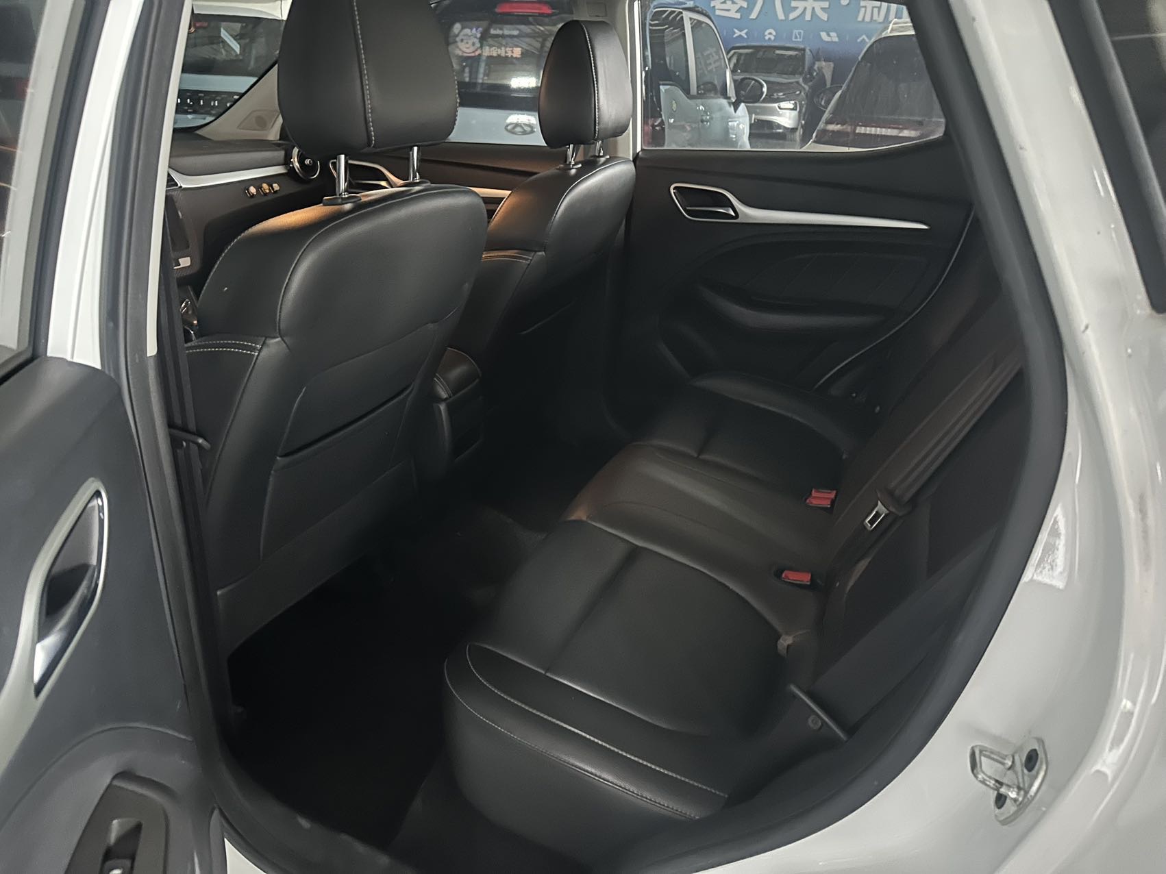 MG ZS 2019 car image #6