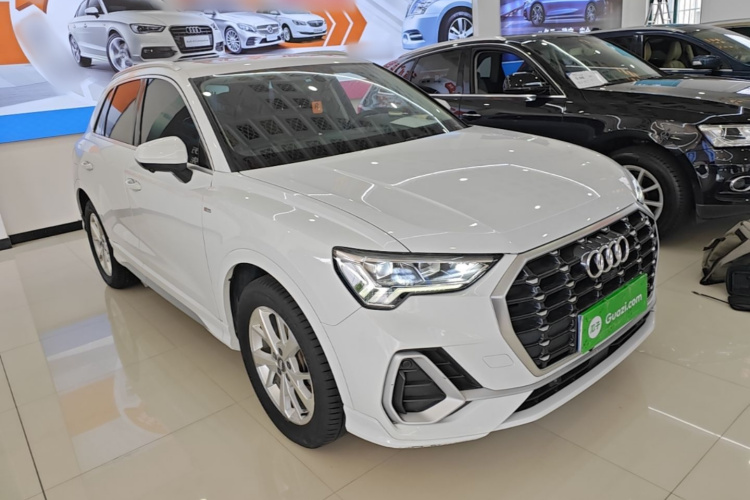 Audi Q3 2019 #6 Audi Q3 2019 car image #6