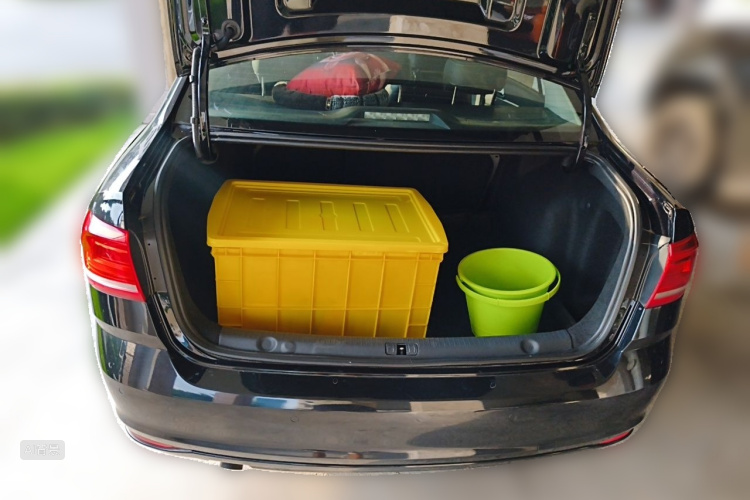 Volkswagen Lavida 2018 car image #21