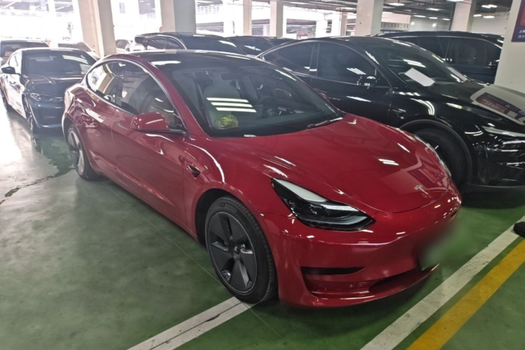 Tesla Model 3 2023 car image #4