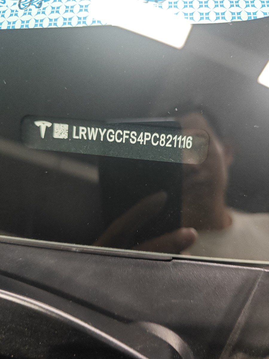Tesla Model Y 2023 car image #10