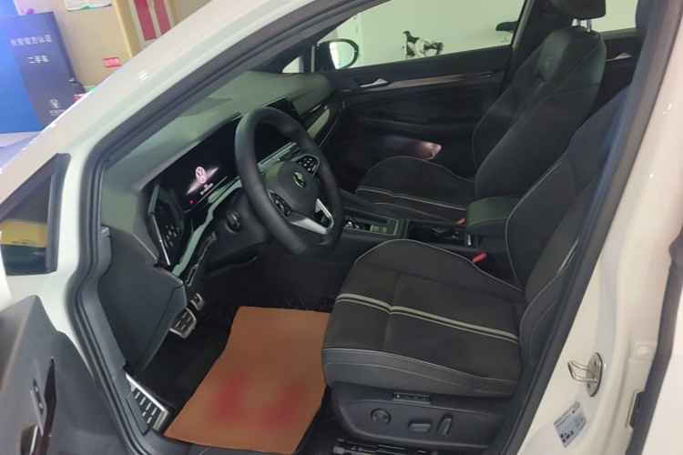 Volkswagen Golf 2023 imagem de carro #19