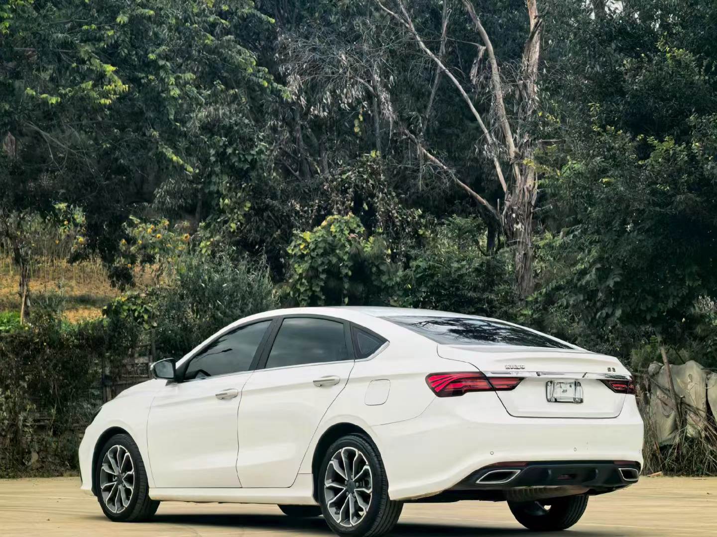 GEELY Binray 2022 car image #7
