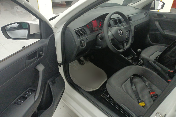 Volkswagen Santana 2021 car image #16