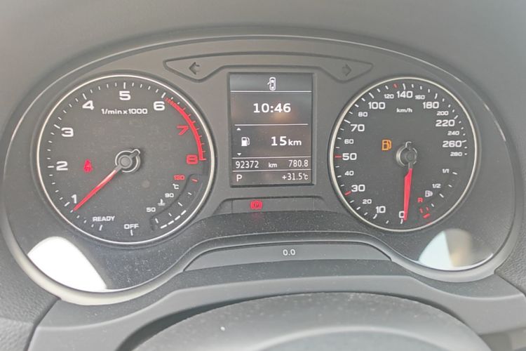 Audi A3 2018 car image #12