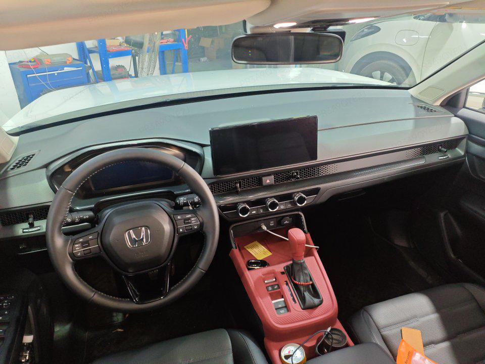 Honda CR-V 2025 car image #5
