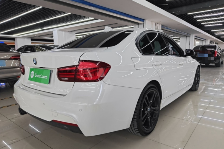BMW 3 Series 2019 #7 BMW 3 Series 2019 immagine di auto #7