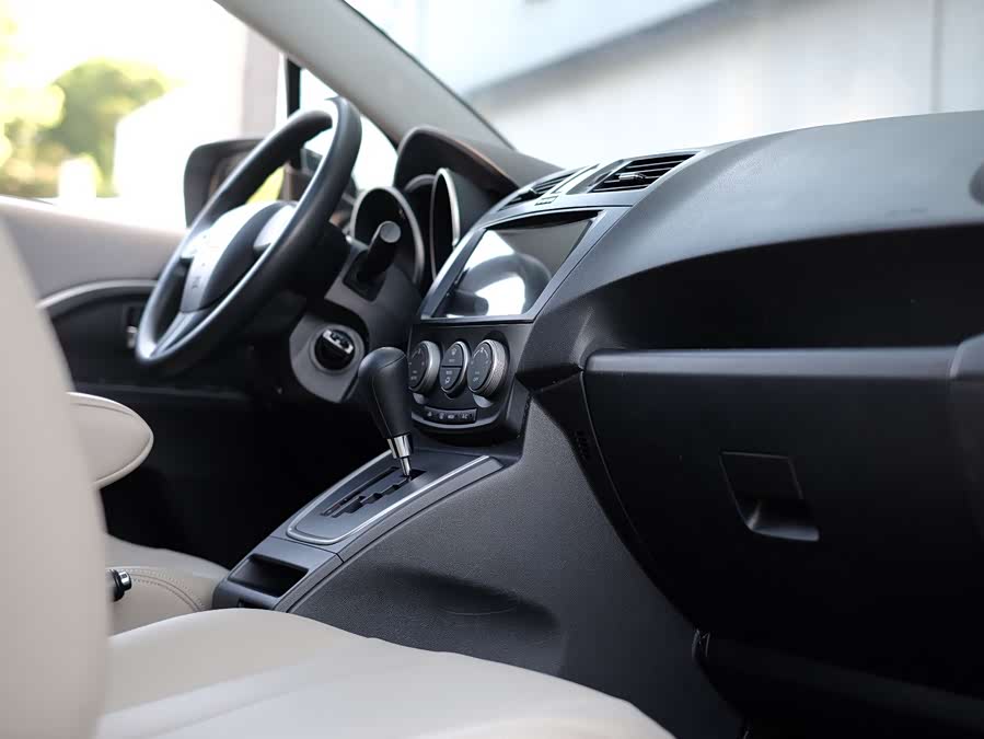 马自达 马自达5 2011 汽车图片 #43