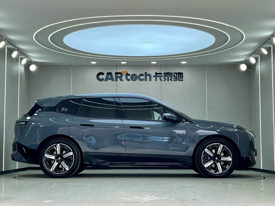 BMW iX M60 2023 car image #43