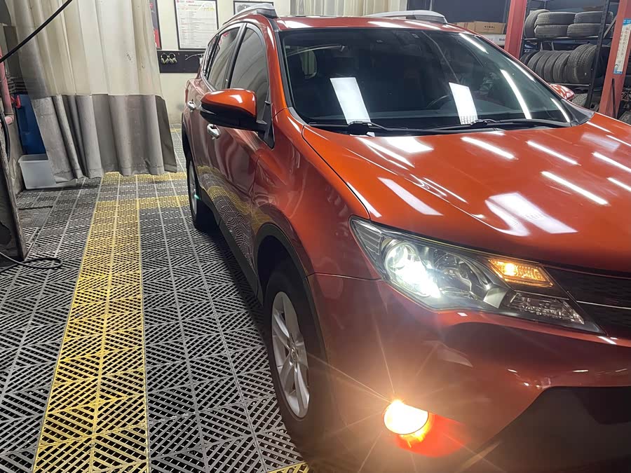 Toyota RAV4 2013 car image #43