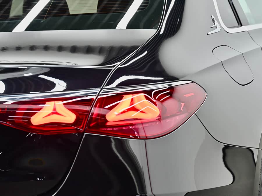 Mercedes-Benz E Class New Energy 2024 immagine di auto #43