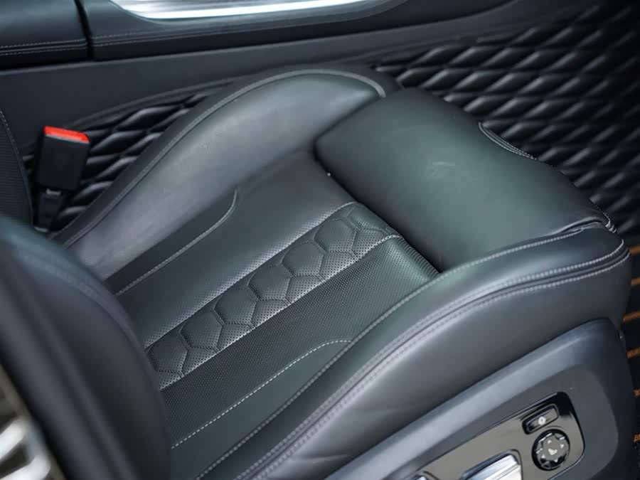 BMW X5 M 2020 car image #43