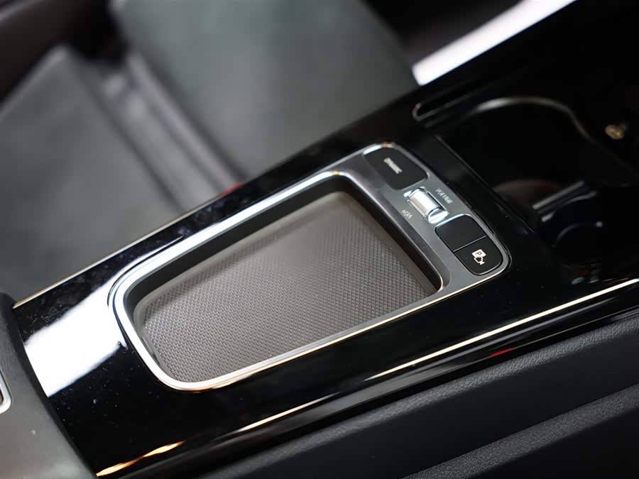 Mercedes-Benz CLA AMG 2024 imagem de carro #43