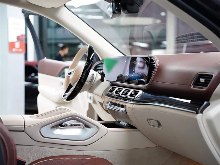 Mercedes-Benz Maybach GLS 2024 #43 Mercedes-Benz Maybach GLS 2024 car image #43