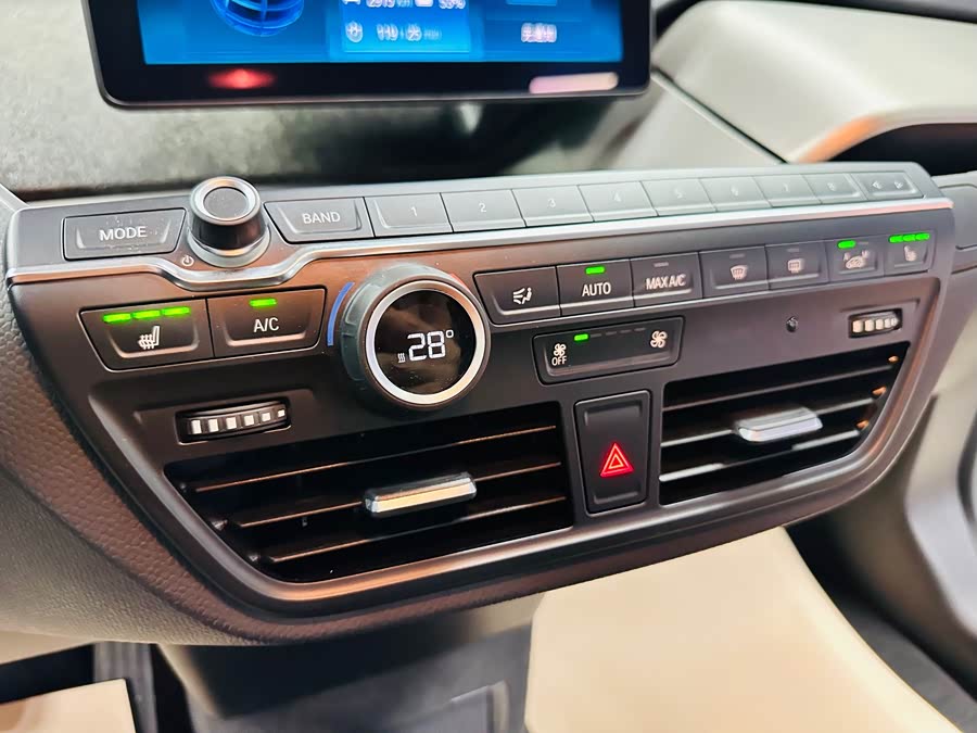 BMW i3 (Imported) 2018 immagine di auto #43