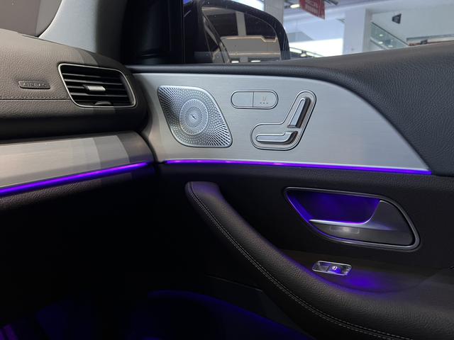 Mercedes-Benz GLE Class 2020 #43 Mercedes-Benz GLE Class 2020 car image #43