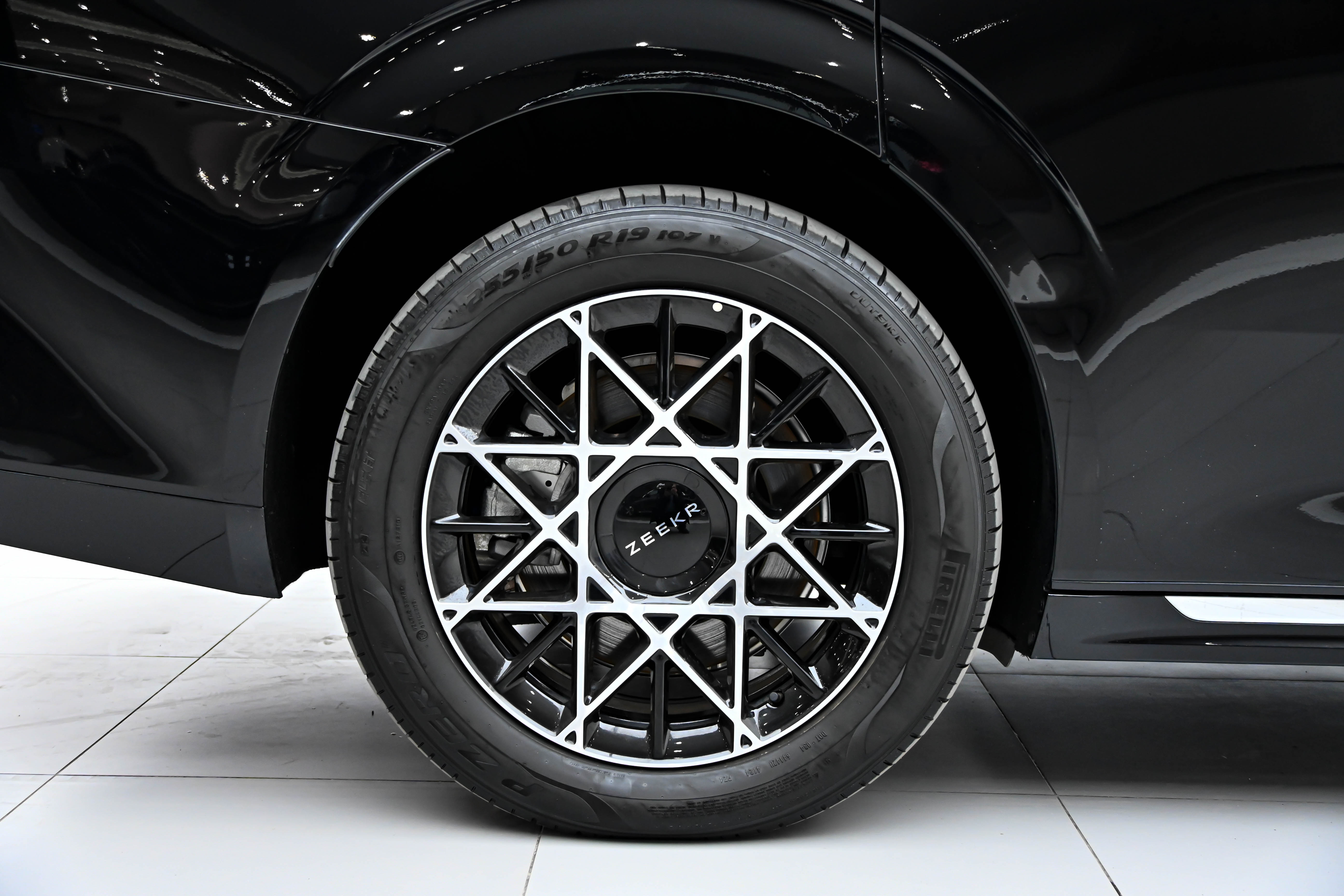 极氪 极氪009 2024 汽车图片 #43