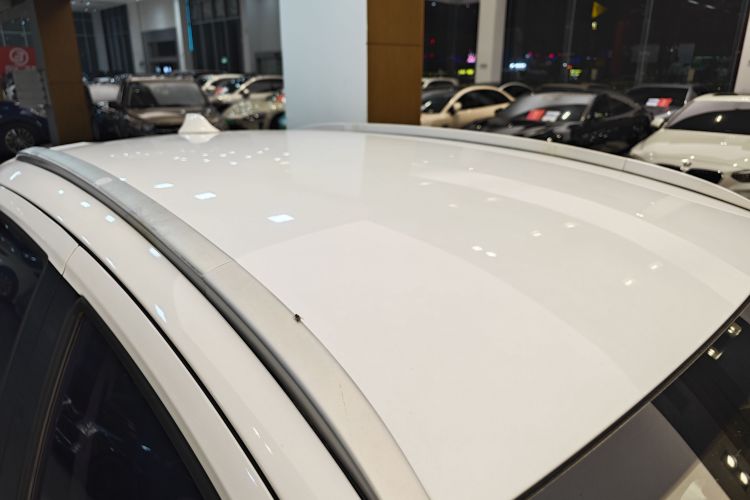Vision X3 2019 car image #43