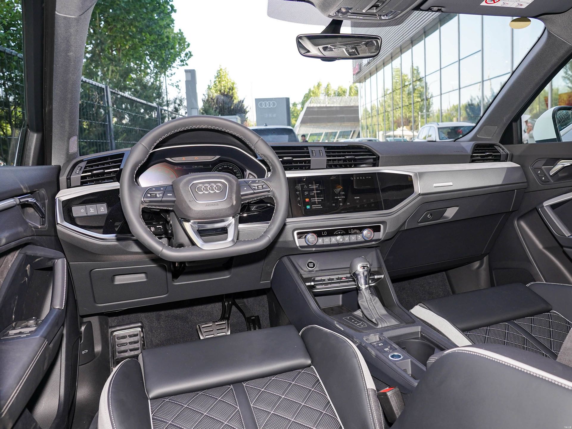 2026 image de voiture #2