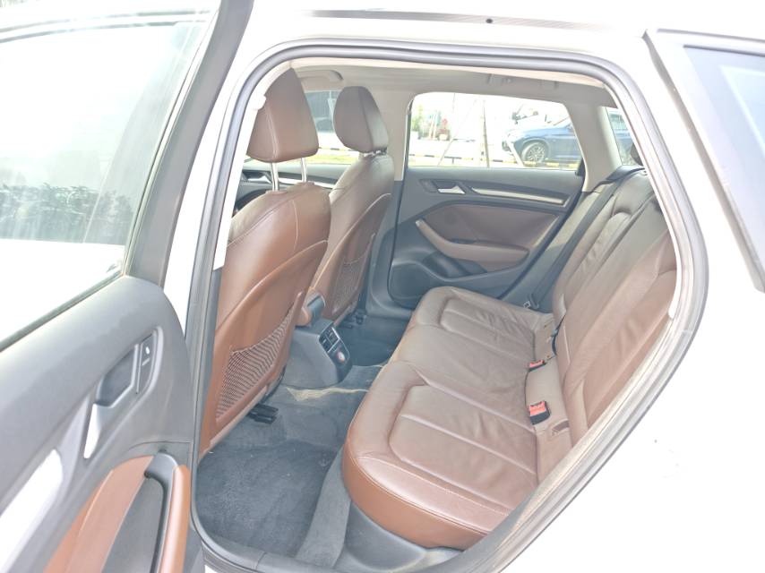 Audi A3 2015 car image #8
