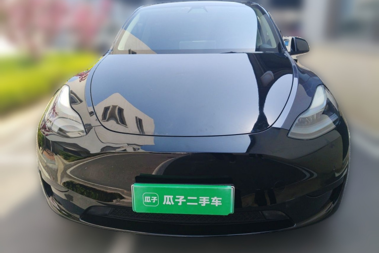 Tesla Model Y 2023 #3 Tesla Model Y 2023 car image #3