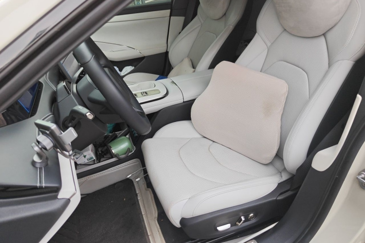 MI SU7 2024 car image #19